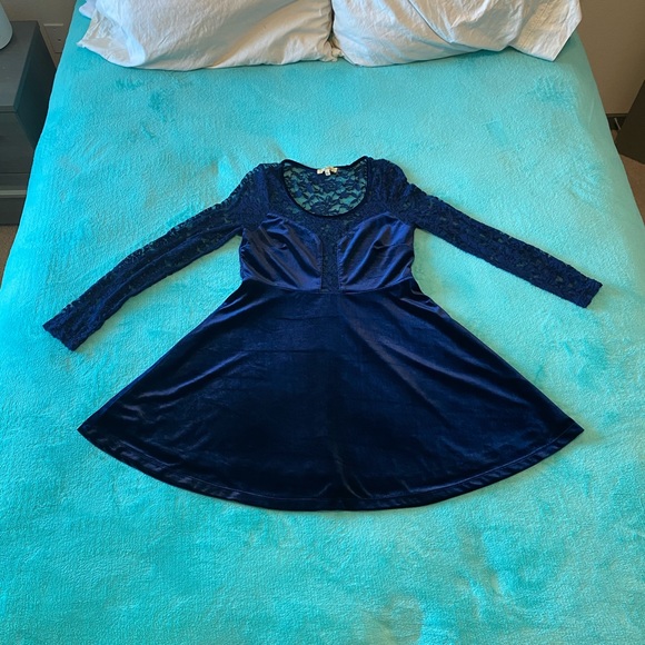 Navy Blue Long Sleeve Velvet like Dress - Picture 7 of 14